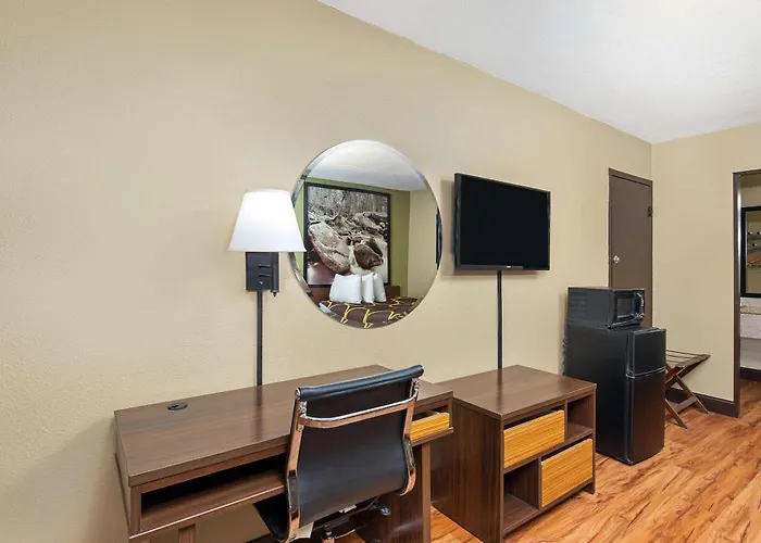 Super 8 By Wyndham Kingsport