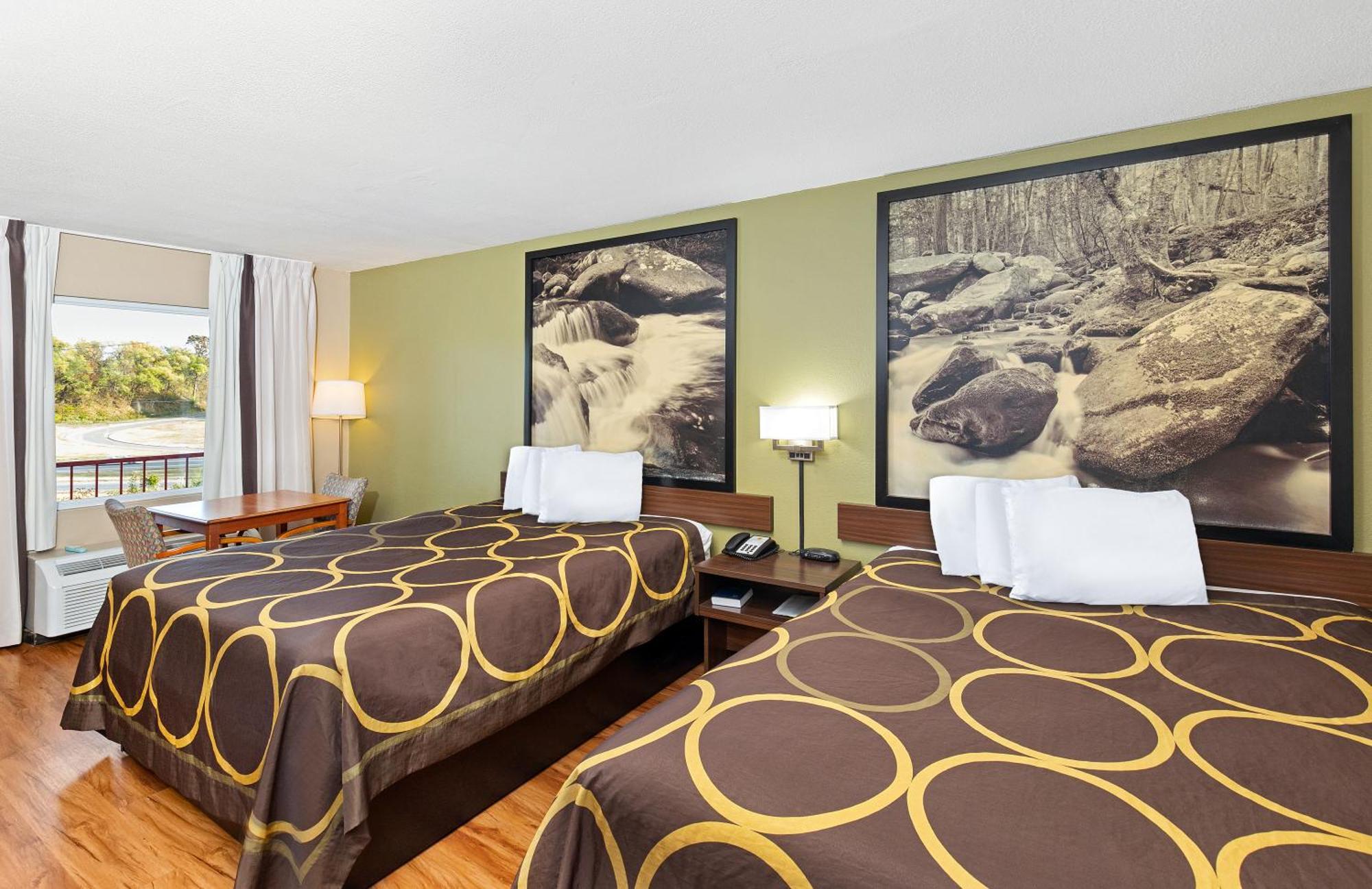 Super 8 By Wyndham 3*