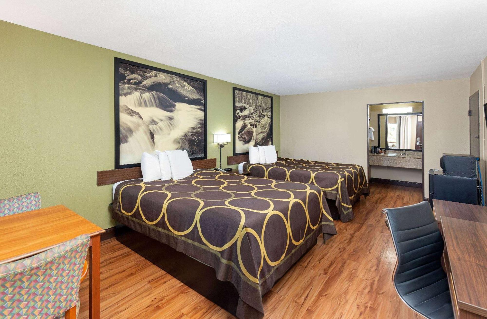 Motel Super 8 By Wyndham 3*