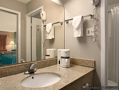 Motel Super 8 By Wyndham 3*