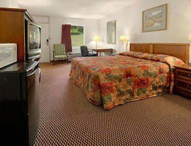 Super 8 By Wyndham